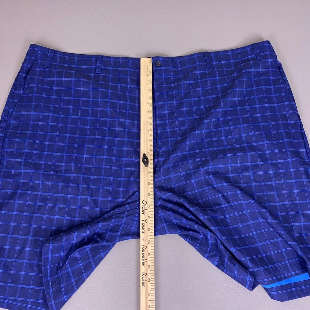 Ben Hogan Golf Shorts Men's Size 52 Blue Plaid Performance Stretch Waist